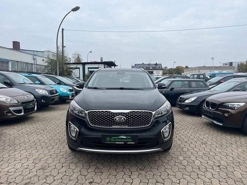 Schwarz Gebraucht 2015 Kia Sorento Vision SUV | 11.900 € (Etwas zu teuer) - Bild 1/4