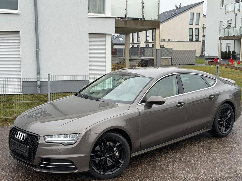 Gebraucht Audi A7 Sportback Comfort 333 PS (244 kW) 2015 Grau Kleinwagen