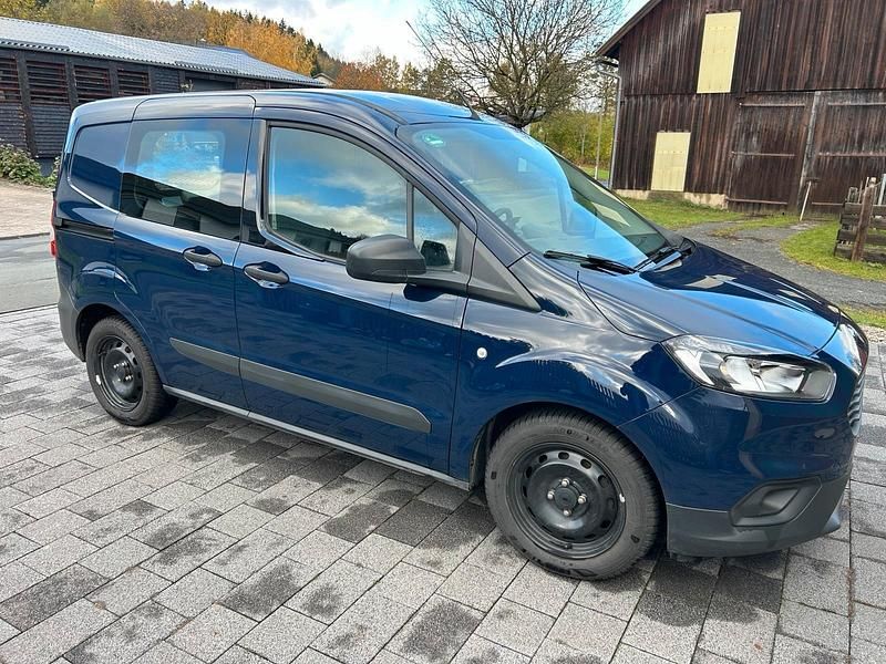 Gebraucht Ford Transit 101 PS (74 kW) 2023 Blau Limousine