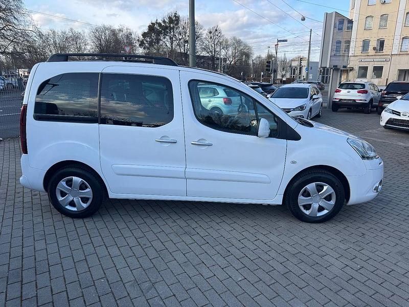 Gebraucht Citroën Berlingo 120 PS (88 kW) 2015 Weiß Van / Kleinbus