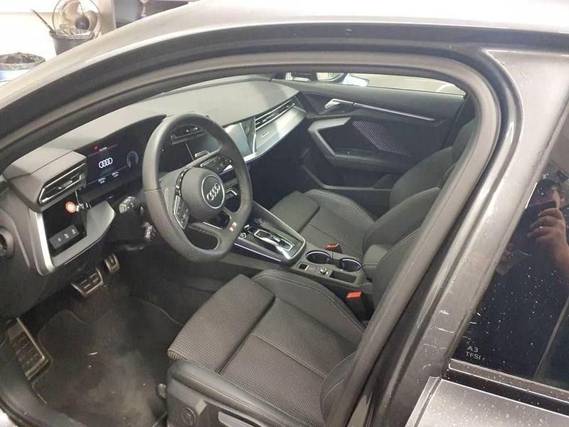 Gebraucht Audi A3 S-Line 150 PS (110 kW) 2025 Daytonagrau perleffekt (metallic) Limousine