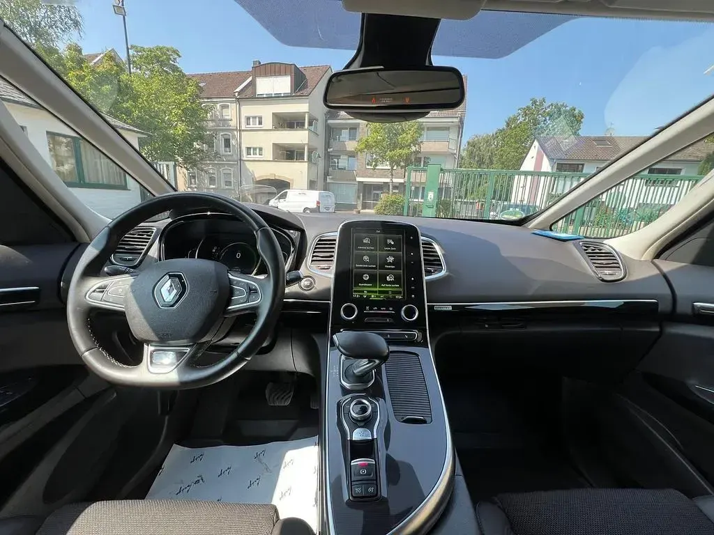 Gebraucht Renault Espace Intens 160 PS (117 kW) 2016 Schwarz Van / Kleinbus
