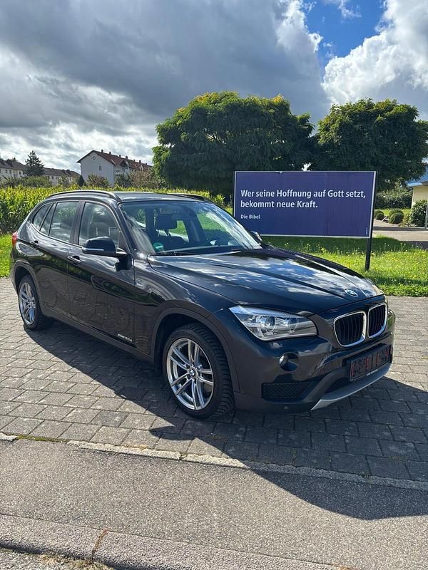 Schwarz Gebraucht 2013 BMW X1 SUV | 11.999 € (Fairer Preis) - Bild 1/4