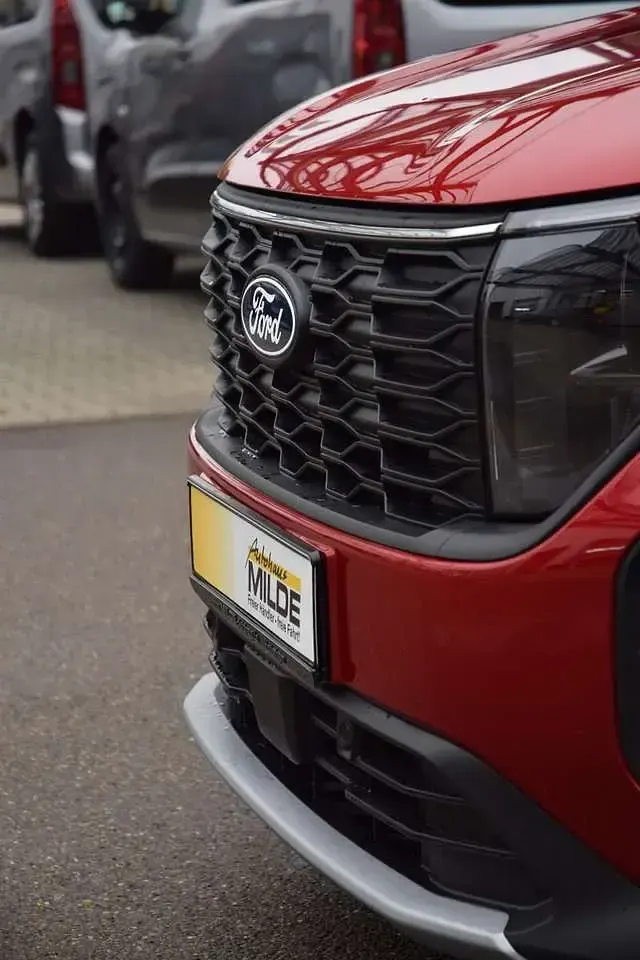 Gebraucht Ford Tourneo Courier Active 125 PS (91 kW) 2024 Rot Van / Kleinbus