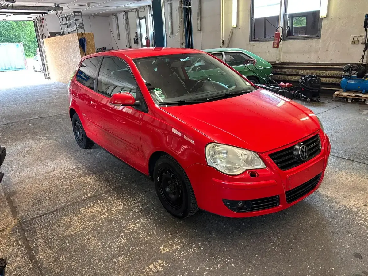 Gebraucht VW Polo 69 PS (50 kW) 2008 Rot Kleinwagen