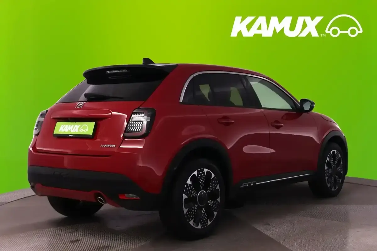 Gebraucht Fiat 600 La Prima 101 PS (74 kW) 2025 Rot SUV