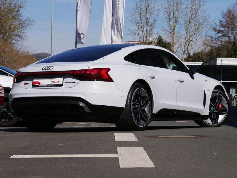 Gebraucht Audi RS e-tron GT Ambiente 439 kW (598 PS) 2021 Suzukagrau metallic Limousine