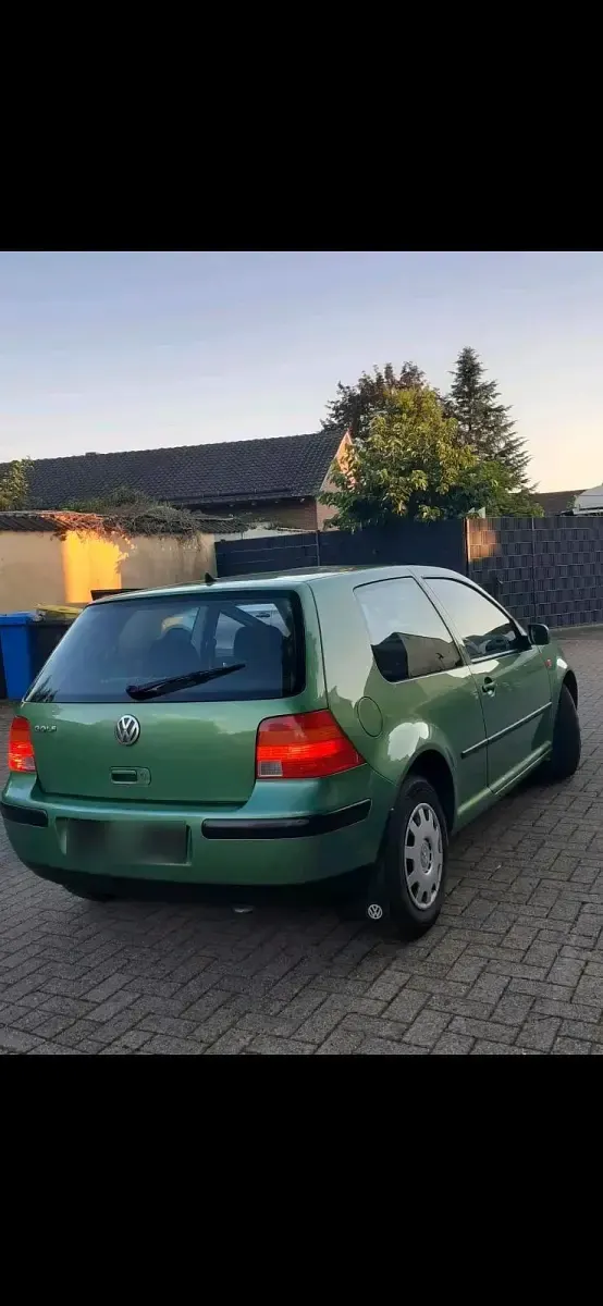 Gebraucht VW Golf IV 90 PS (66 kW) 1999 Kleinwagen