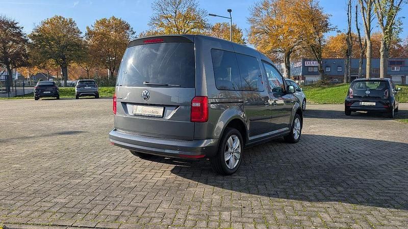 Gebraucht VW Caddy Trendline 131 PS (96 kW) 2019 Grau Van / Kleinbus