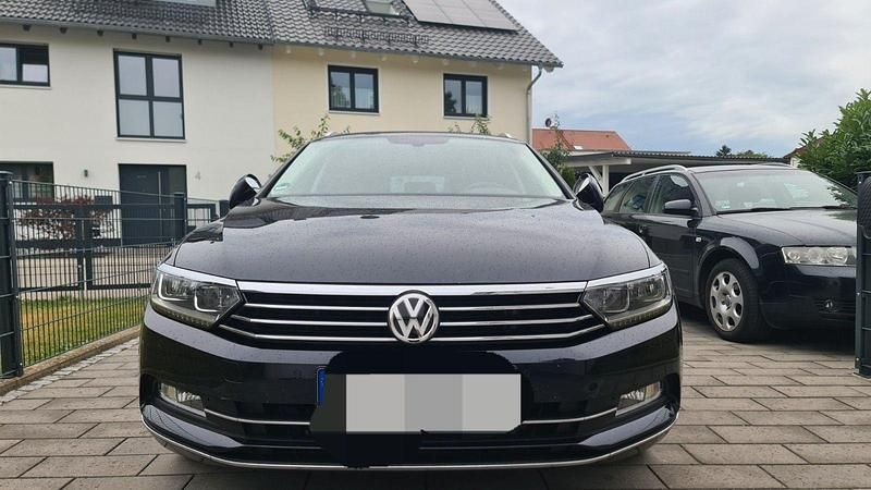 Gebraucht VW Passat Highline 150 PS (110 kW) 2018 Schwarz Kombi