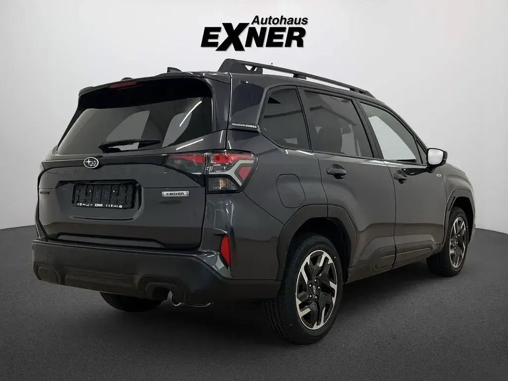 Neu Subaru Forester Active 136 PS (100 kW) 2026 Grau SUV