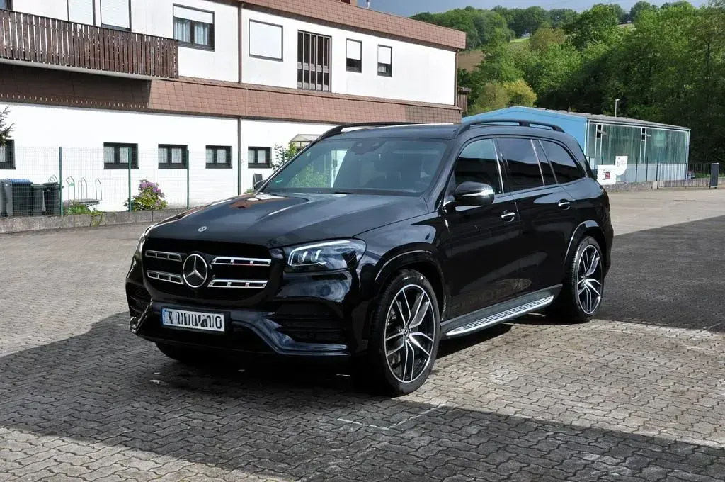 Gebraucht Mercedes GLS400 330 PS (242 kW) 2021 Schwarz SUV