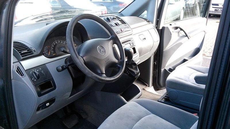 Gebraucht Mercedes Viano 218 PS (160 kW) 2004 Schwarz Van / Kleinbus