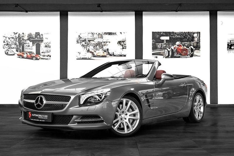 Silber Gebraucht 2012 Mercedes SL500 Cabrio | 43.900 € (Fairer Preis) - Bild 1/4