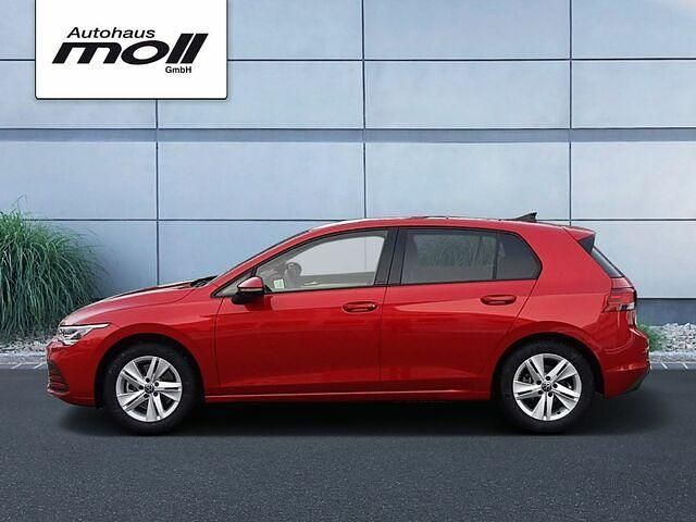 Gebraucht VW Golf VIII Life 150 PS (110 kW) 2022 Andere farbe Limousine