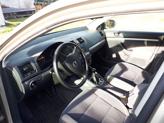 Gebraucht VW Jetta Comfortline 102 PS (75 kW) 2006 Beige metallic Limousine