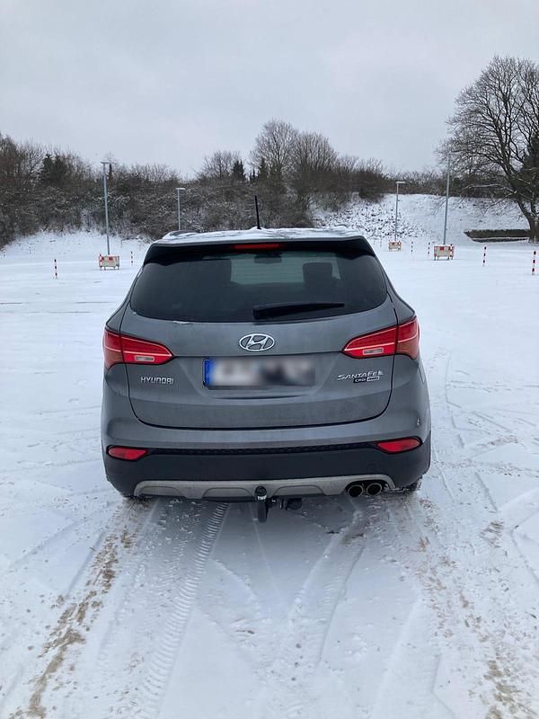 Gebraucht Hyundai Santa Fe 197 PS (144 kW) 2015 Grau SUV