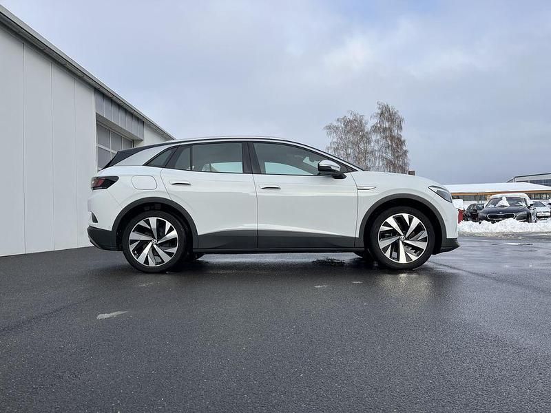 Gebraucht VW ID.4 Pro Performance 150 kW (204 PS) 2022 Weiß SUV