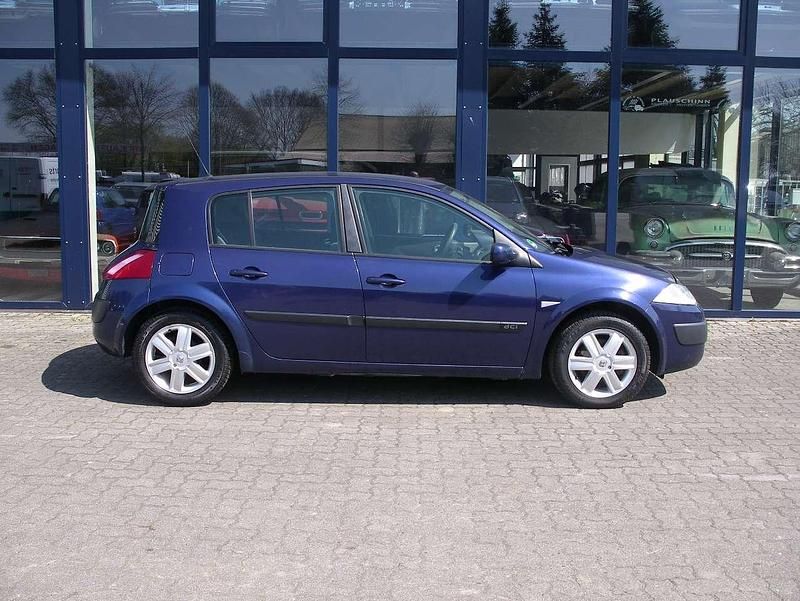 Gebraucht Renault Mégane II 101 PS (74 kW) 2004 Blau Limousine