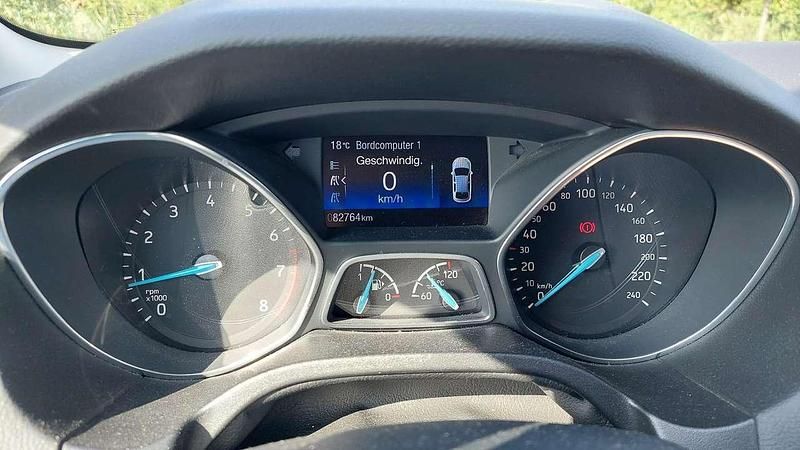 Gebraucht 2018 Ford Focus Business Edition Kombi | 9.999 € (Guter Preis) - Bild 1/4