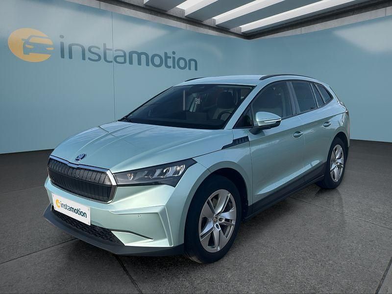 Grau Gebraucht 2022 Skoda Enyaq iV SUV | 26.249 € (Fairer Preis) - Bild 1/4
