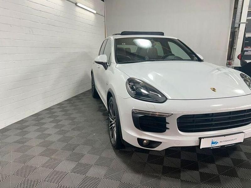 Gebraucht Porsche Cayenne S 385 PS (283 kW) 2015 Weiß SUV