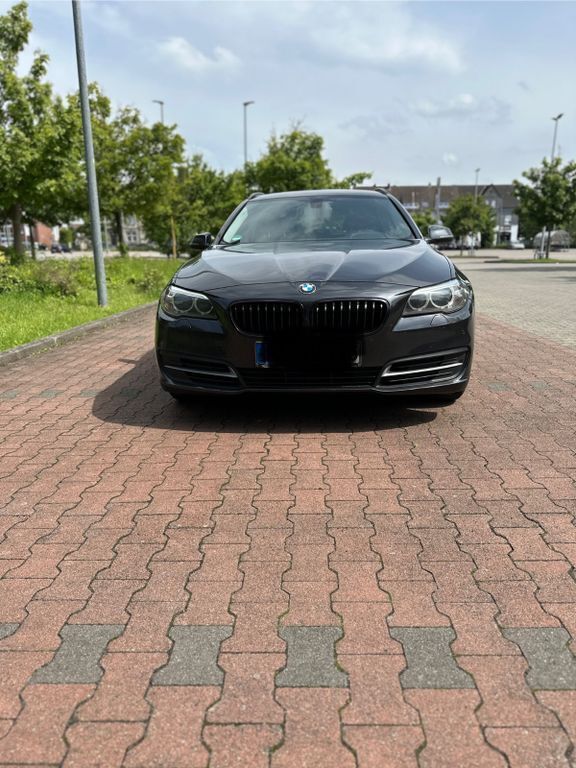 Grau Gebraucht 2015 BMW 530 Kombi | 10.999 € (Fairer Preis) - Bild 1/4
