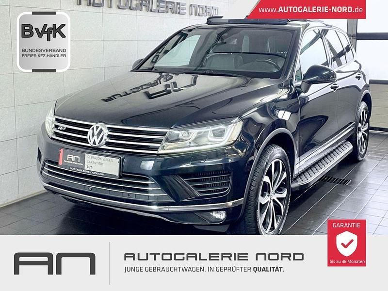 Moonlight blue perleffekt Gebraucht 2015 VW Touareg Terrain Tech SUV | 22.900 € (Etwas zu teuer) - Bild 1/4