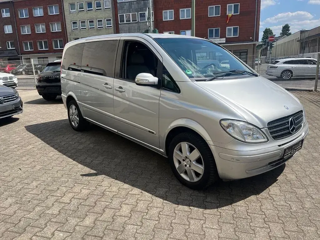 Gebraucht Mercedes Viano 150 PS (110 kW) 2005 Silber Van / Kleinbus