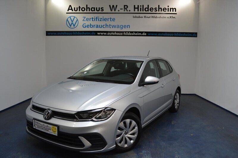 Silber Gebraucht 2022 VW Polo Life Limousine | 13.929 € (Superpreis) - Bild 1/4