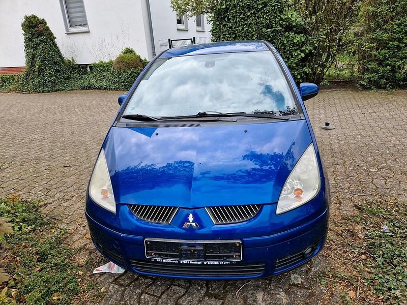 Usata Mitsubishi Colt 2006 Blu Utilitaria