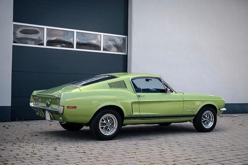Grün Gebraucht 1968 Ford Mustang Fastback | 84.900 € - Bild 1/4