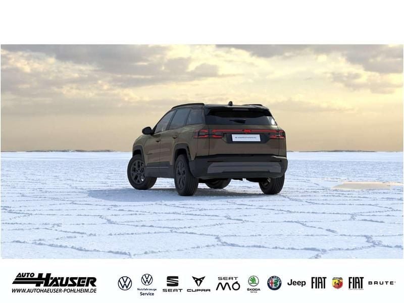 Neu Jeep Compass 145 PS (106 kW) 2026 Gruen SUV