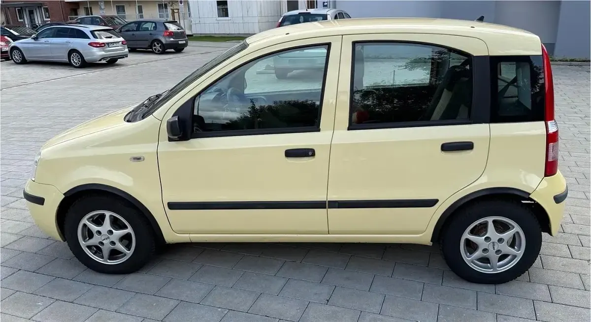 Gebraucht Fiat Panda 60 PS (44 kW) 2009 Gelb Kleinwagen