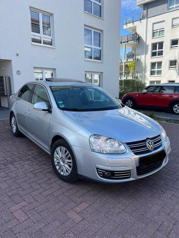 Silber Gebraucht 2007 VW Jetta Limousine | 4.200 € (Guter Preis) - Bild 1/4