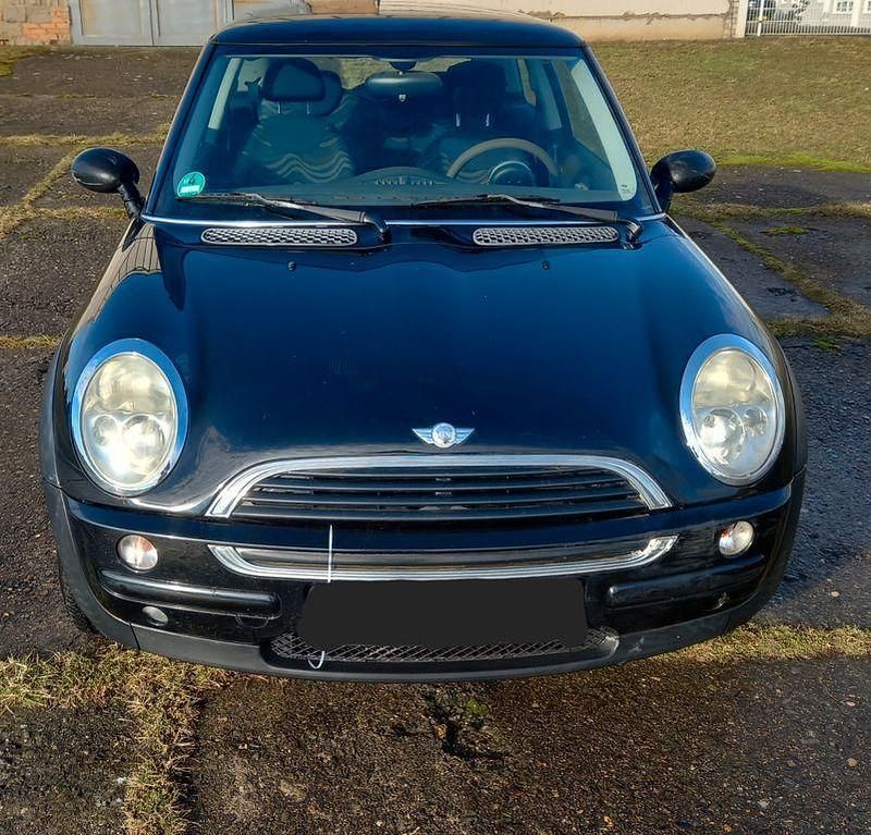 Gebraucht Mini ONE 90 PS (66 kW) 2002 Schwarz Kleinwagen