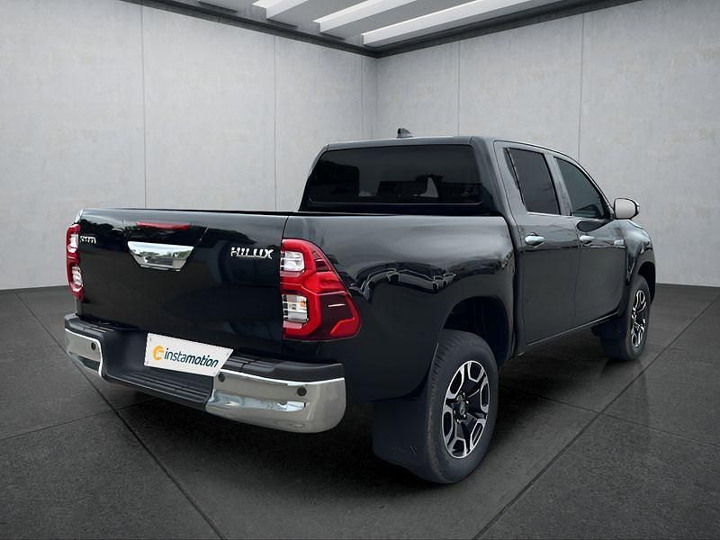 Schwarz Gebraucht 2024 Toyota HiLux Abholung | 57.299 € (Teuer) - Bild 1/4