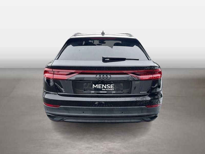 Gebraucht Audi Q8 Ambiente 340 PS (250 kW) 2023 Mythosschwarz SUV