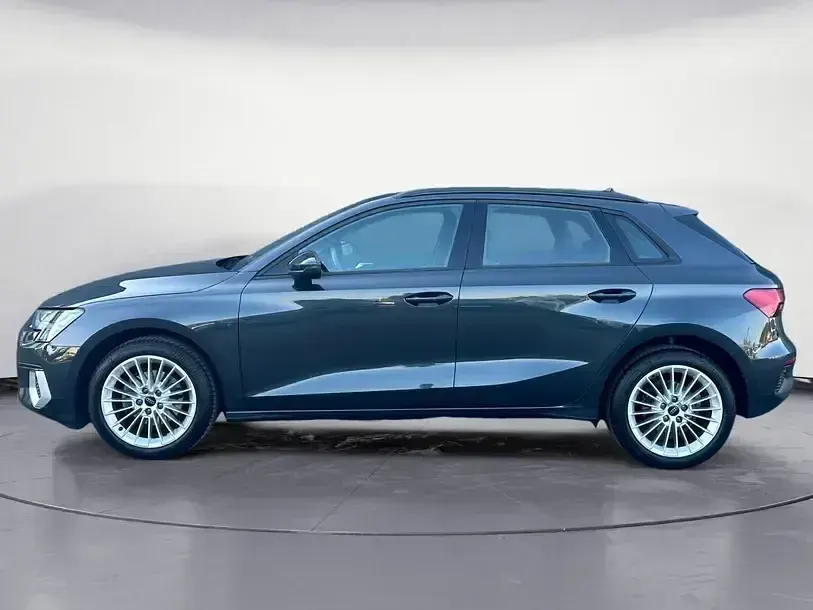 Gebraucht Audi A3 Advanced 116 PS (85 kW) 2024 Manhattangrau metallic Limousine