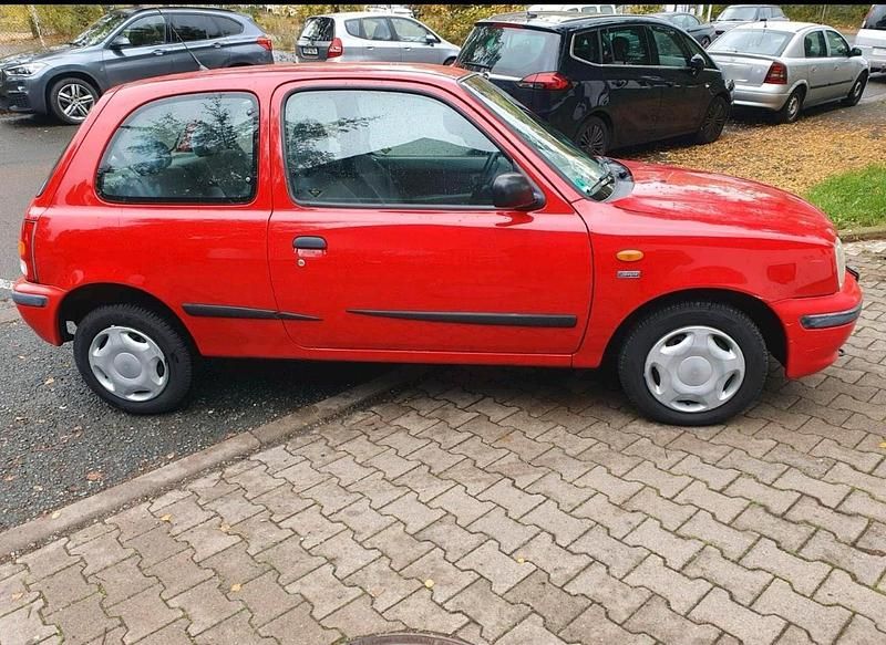 Gebraucht Nissan Micra 54 PS (39 kW) 1998 Rot Kleinwagen