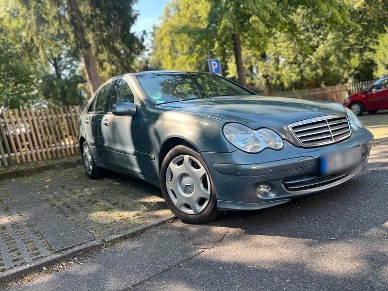Gebraucht Mercedes C200 122 PS (89 kW) 2008 Limousine