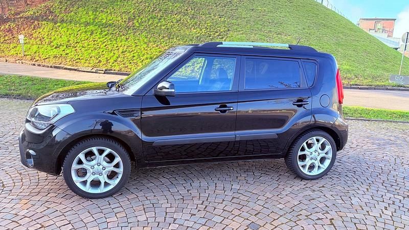 Gebraucht Kia Soul 140 PS (102 kW) 2013 Schwarz SUV