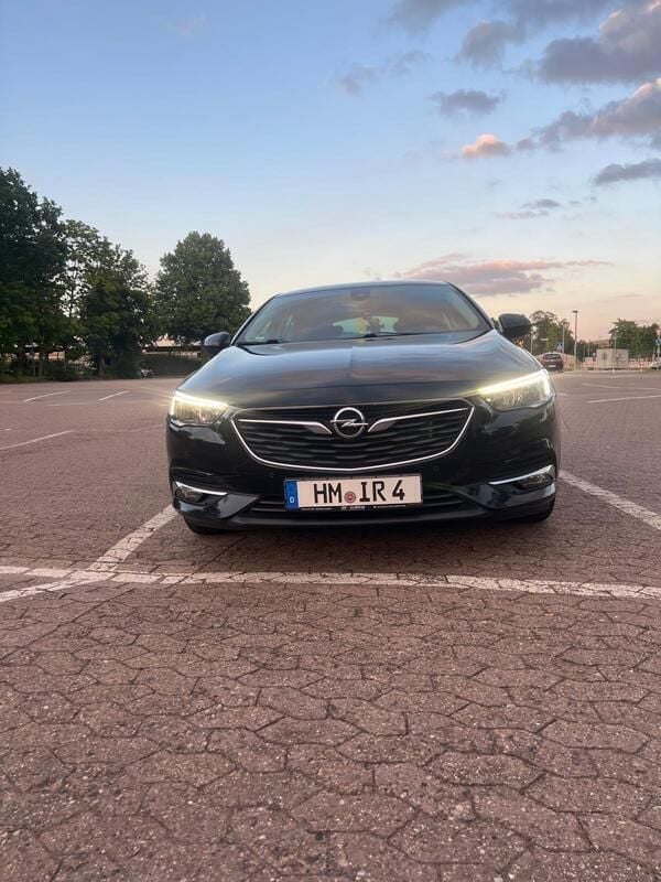 Schwarz Gebraucht 2019 Opel Insignia Sport Limousine | 13.000 € (Fairer Preis) - Bild 1/4
