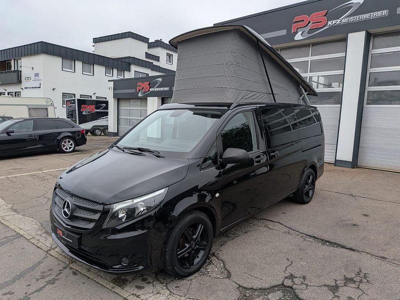 Schwarz Gebraucht 2019 Mercedes V220 Marco Polo Van / Kleinbus | 42.500 € (Guter Preis) - Bild 1/4