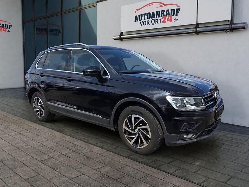 Deep black perleffekt (schwarz) Gebraucht 2018 VW Tiguan Join SUV | 18.980 € (Fairer Preis) - Bild 1/4
