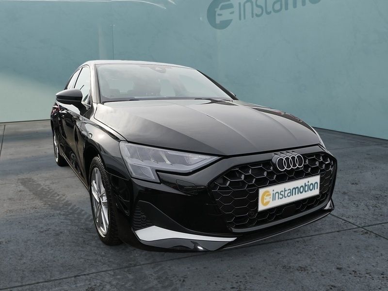 Schwarz Gebraucht 2024 Audi A3 Sportback Advanced Limousine | 37.140 € (Etwas zu teuer) - Bild 1/3