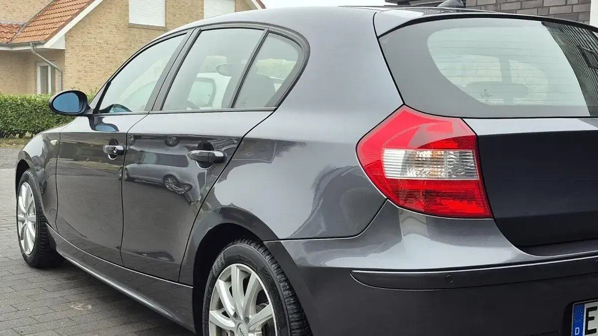 Brugt BMW 116 122 HK (89 kW) 2004 Grå Hatchback