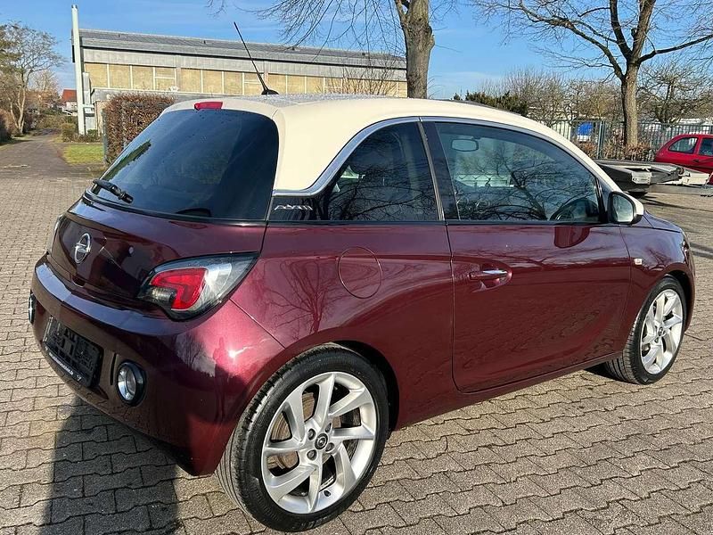 Gebraucht Opel Adam Glam 101 PS (74 kW) 2013 Samtrot (p2)/berry red (p2) Kleinwagen
