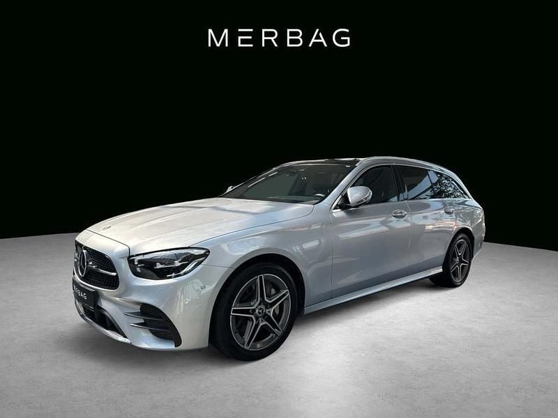 Metalliclack hightechsilber Gebraucht 2024 Mercedes E300 Kombi | 62.900 € - Bild 1/4