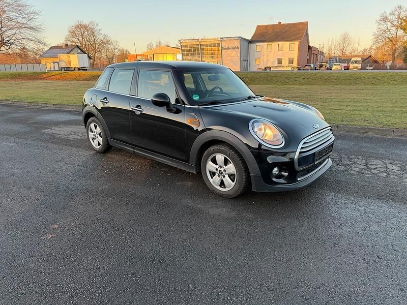 Schwarz Gebraucht 2015 Mini Cooper D Kleinwagen | 8.500 € (Fairer Preis) - Bild 1/4